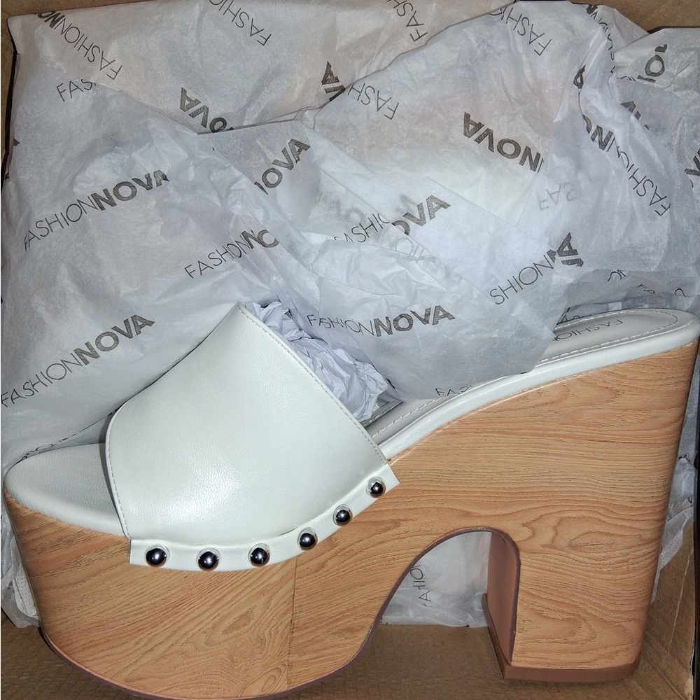 Fashion Nova Cream and Tan Platform Heels